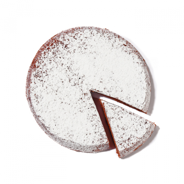 Dolce torta caprese tradizionale con mandorle, burro, uova e cioccolato fondente, ideale per colazione o dessert