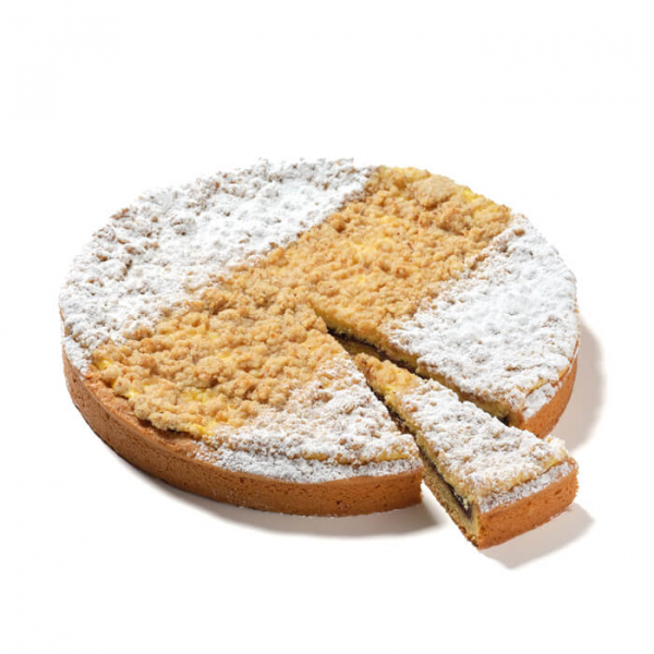 Torta sbriciolona con crema di ricotta fatta in casa e crema alle nocciole, ricoperta da crumble dorato e friabile, dolce rustico ideale per colazione o dessert